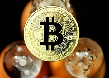Bitcoin Outshines Wall Street Amid April Sell-Off Slide